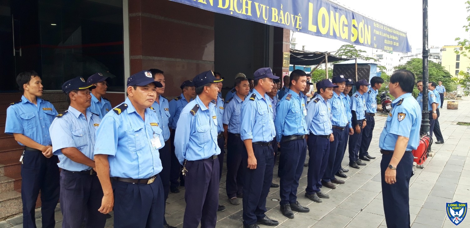 HUẤN LUYỆN PCCC CHO NHÂN VIÊN BẢO VỆ LONG SƠN