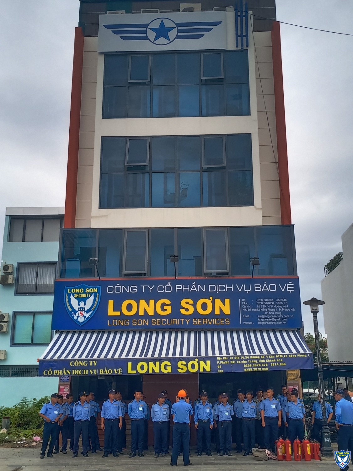 HUẤN LUYỆN PCCC CHO NHÂN VIÊN BẢO VỆ LONG SƠN